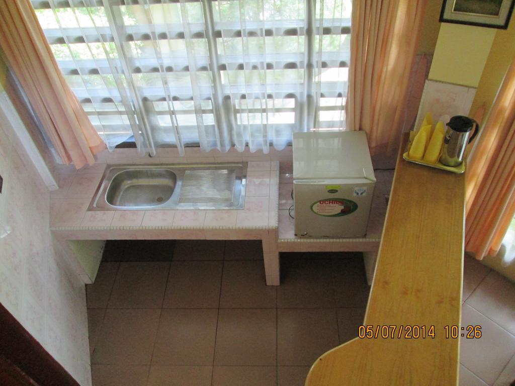 Sapadia Hotel And Cottage Parapat Quarto foto